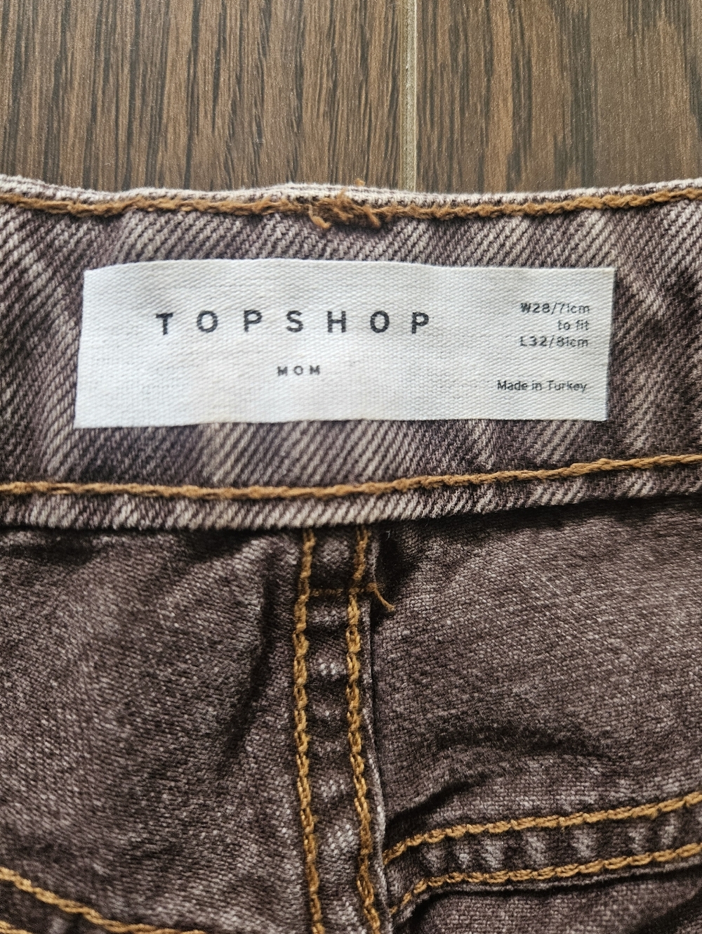 Topshop High-Rise Acid-Wash Red Tinted Mom Jeans Size 28 - Picture 7 of 11